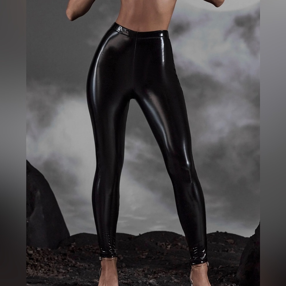 Oh Polly, patent leather pants